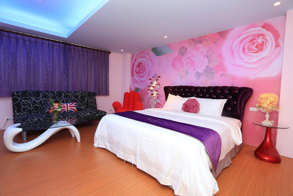 Dania Garden Bed & Breakfast Luodong Room photo